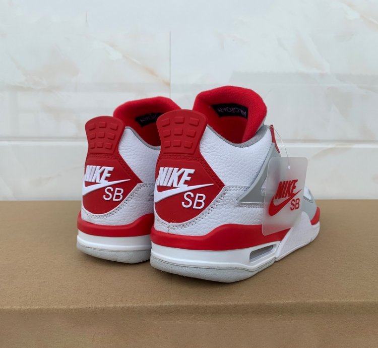 Nike Sb X Jordan 4 Varsity White Fire Red