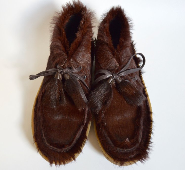17 Tasselled Fur Chukka Boots