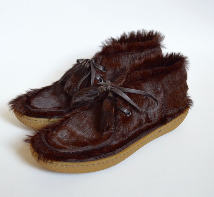17 Tasselled Fur Chukka Boots