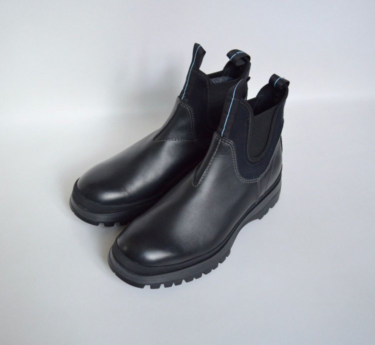 18 Black Leather Brixxen Boots