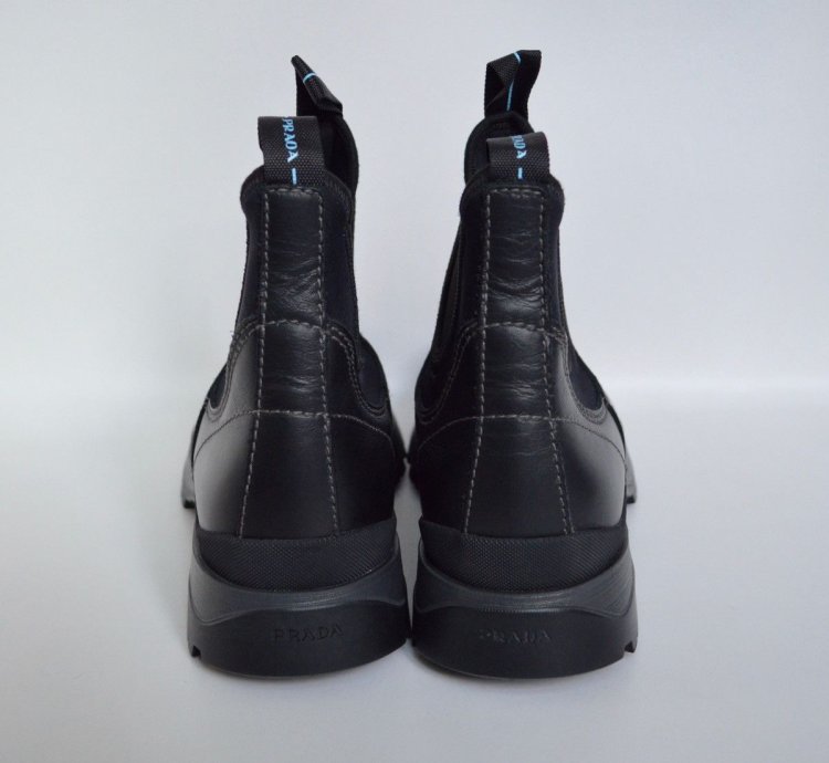 18 Black Leather Brixxen Boots