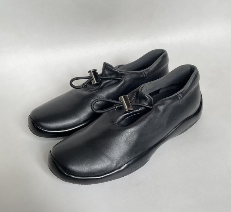 1999 Bunjee Cord Leather Sneakers