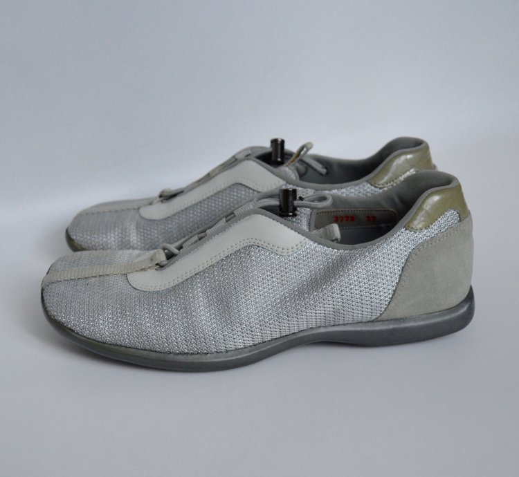 1999 Gray Bunjee Lace Sneakers