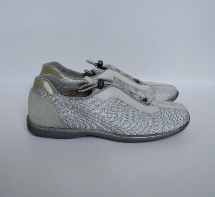 1999 Gray Bunjee Lace Sneakers