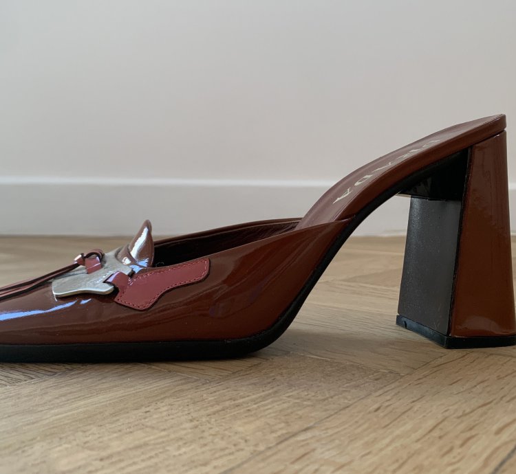 1999 Vintage Prada Heels