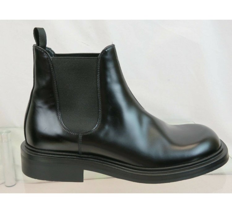 2te156 Black Polished Leather Chelsea Ankle Boots 7 Us 8