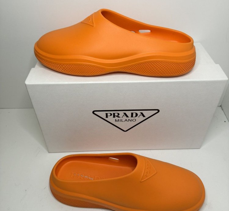 550 Mens Prada Mellow Rubber Slip On Mules