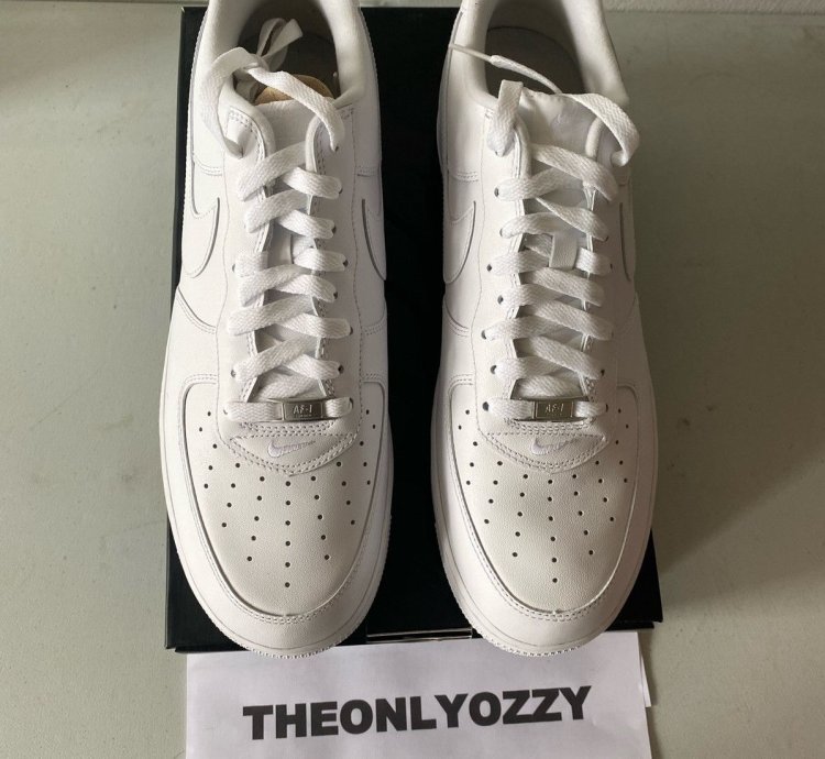 Air Force 1 Low Supreme White Sz 13