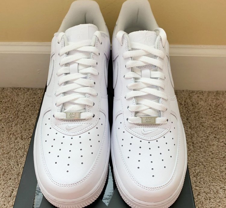 Air Force 1 Low White Supreme