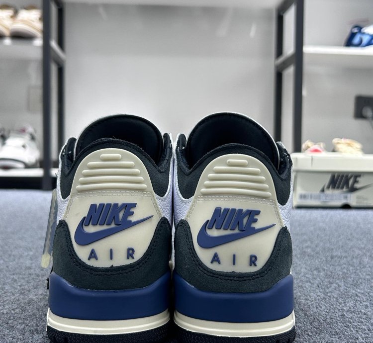 Air Jordan 3 Retro Og Sp A Ma Maniére Diffused Blue