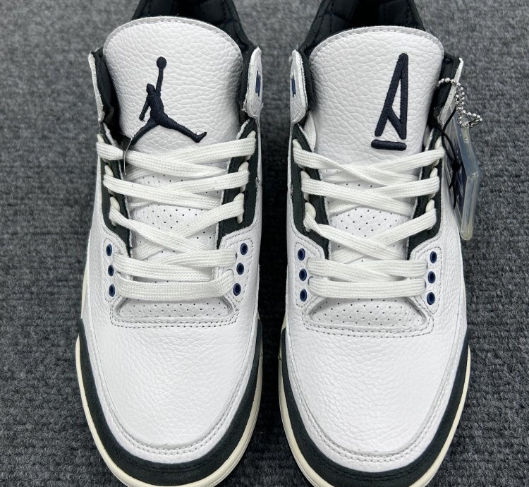 Air Jordan 3 Retro Og Sp A Ma Maniére Diffused Blue