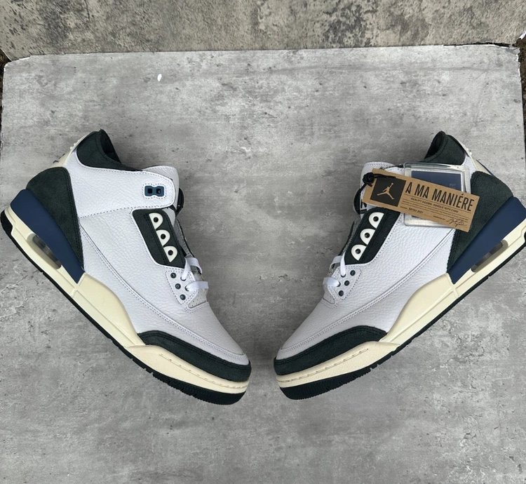 Air Jordan 3 Retro Og Sp A Ma Maniére Diffused Blue
