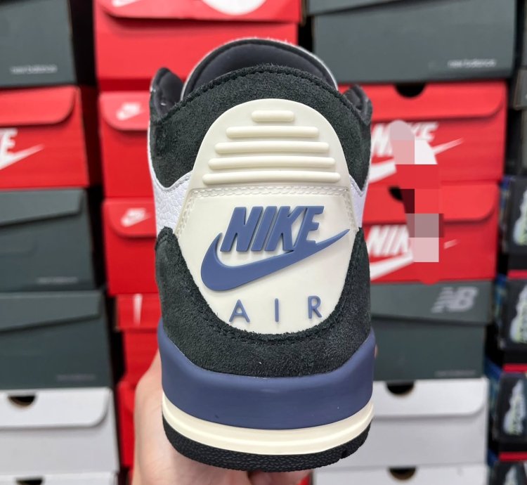 Air Jordan 3 Retro Og Sp A Ma Maniére Diffused Blue