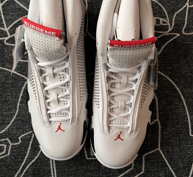 Air Jordan 14 Retro Supreme 2019 Size 12 Ds