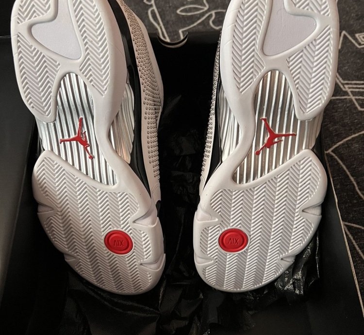 Air Jordan 14 Retro Supreme 2019 Size 12 Ds