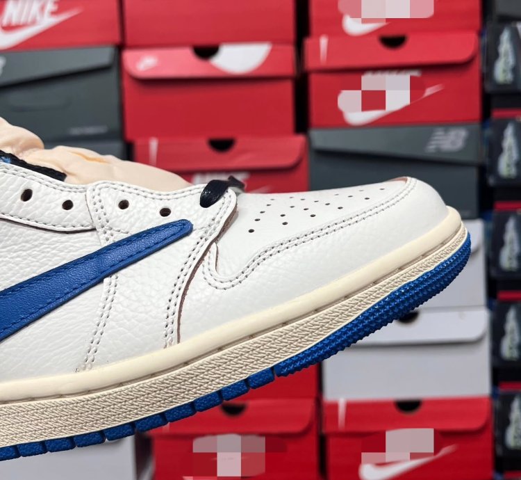 Fragment Design X Travis Scott X Air Jordan 1 Retro Low White Royal Blue