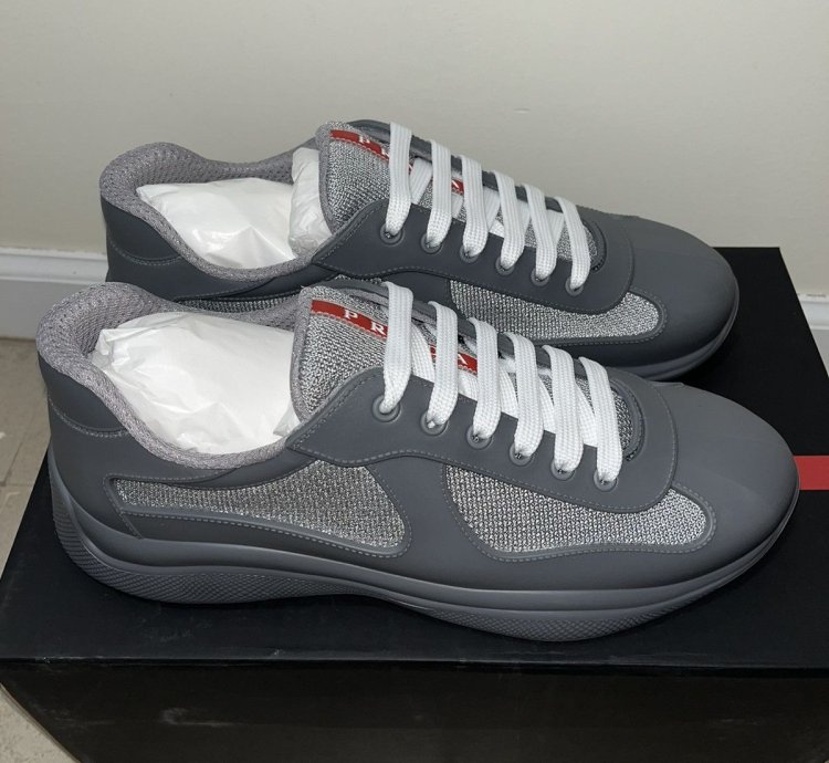America Cup Soft Rubber Sneaker Sz 43
