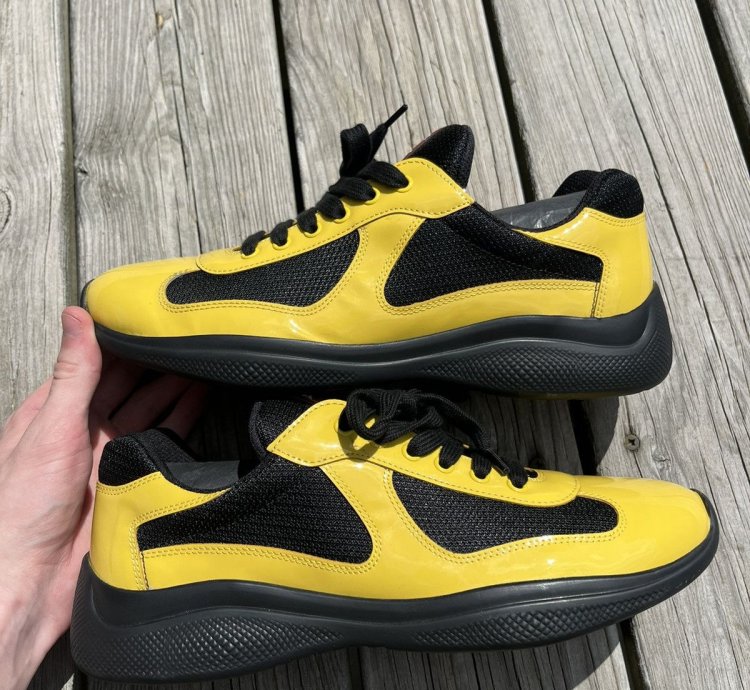 Americas Cup Yellow Patent Size 9 5