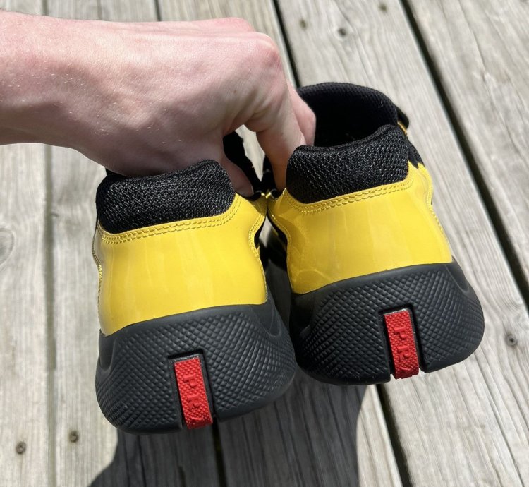 Americas Cup Yellow Patent Size 9 5