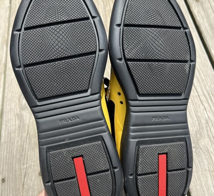Americas Cup Yellow Patent Size 9 5