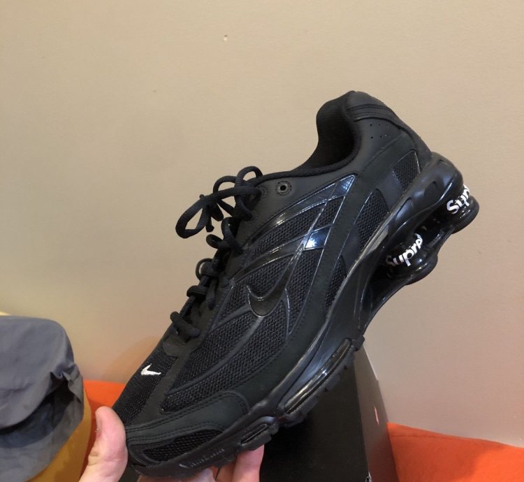 Black Shox Size 11