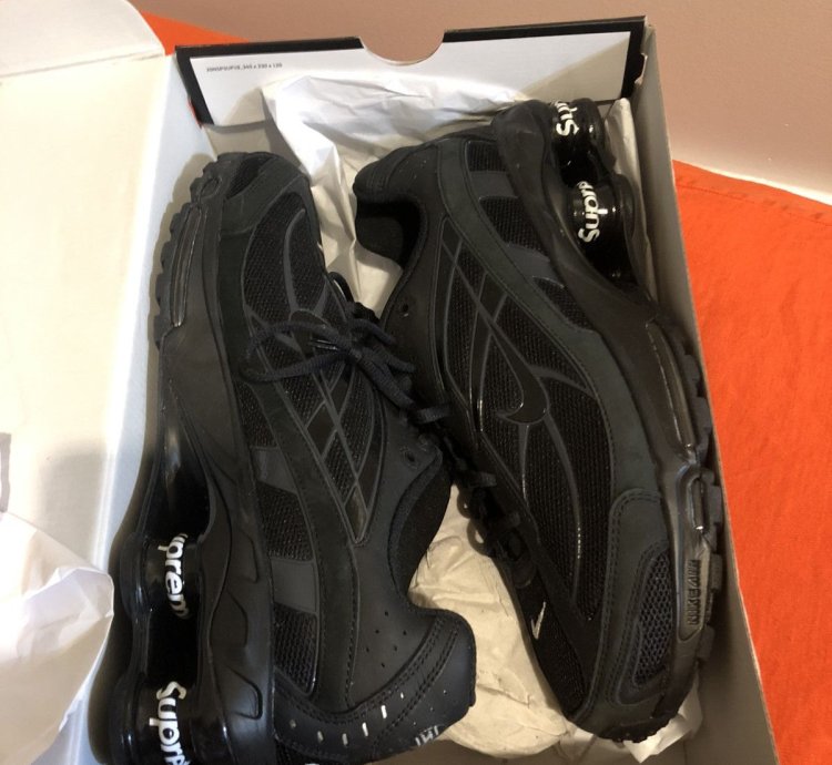 Black Shox Size 11