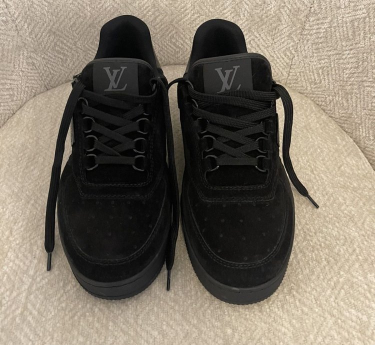 Black Suede Lv Trainer Sneakers - 6 5 New