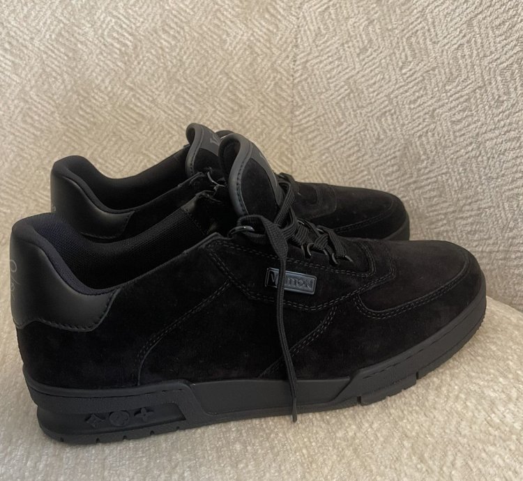 Black Suede Lv Trainer Sneakers - 6 5 New