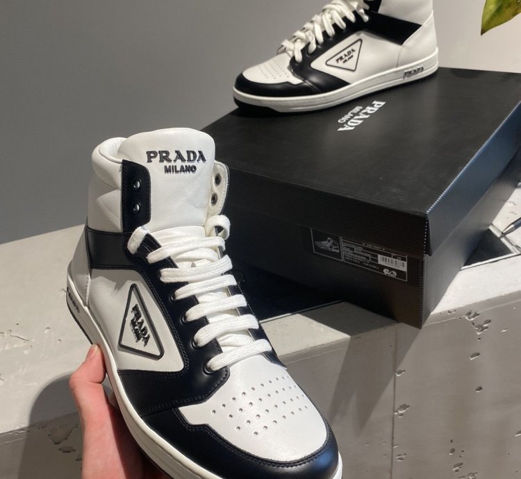 Black Week Prada District Leather High-top Sneaker