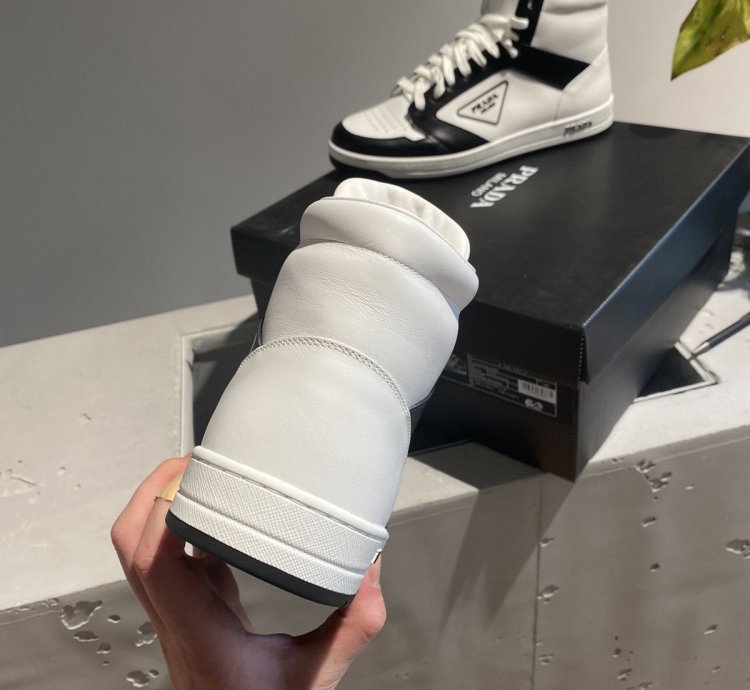 Black Week Prada District Leather High-top Sneaker