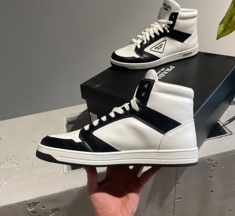 Black Week Prada District Leather High-top Sneaker