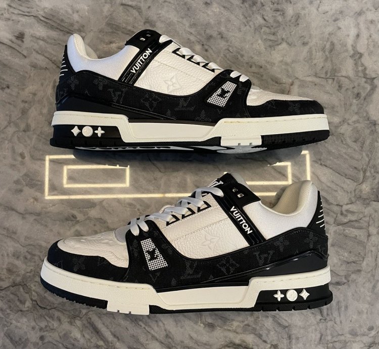 Black White Louis Vuitton Trainers