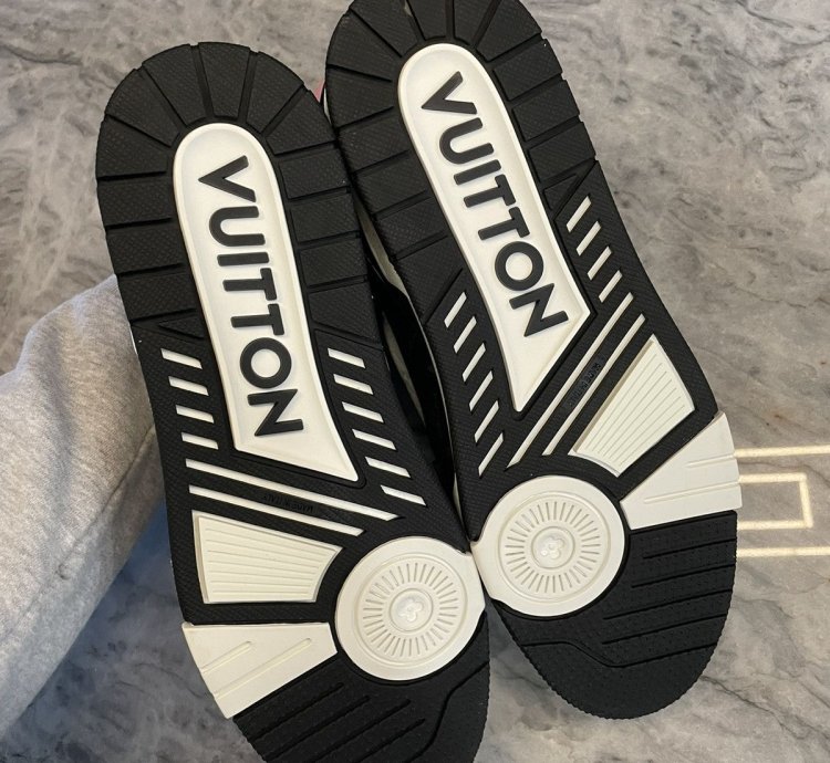 Black White Louis Vuitton Trainers
