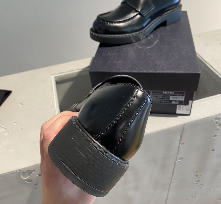 Bnwt Prada Leather Loafers