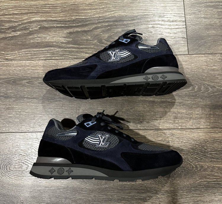 Brand New Louis Vuitton Runaway Sneakers