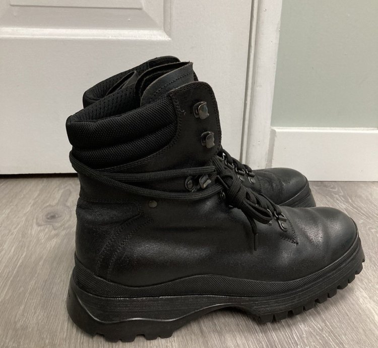 Brixxen Hiking Boot 8 5