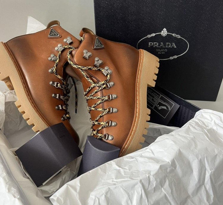 Brown Leather Lace Up Boots With Triangle Logo