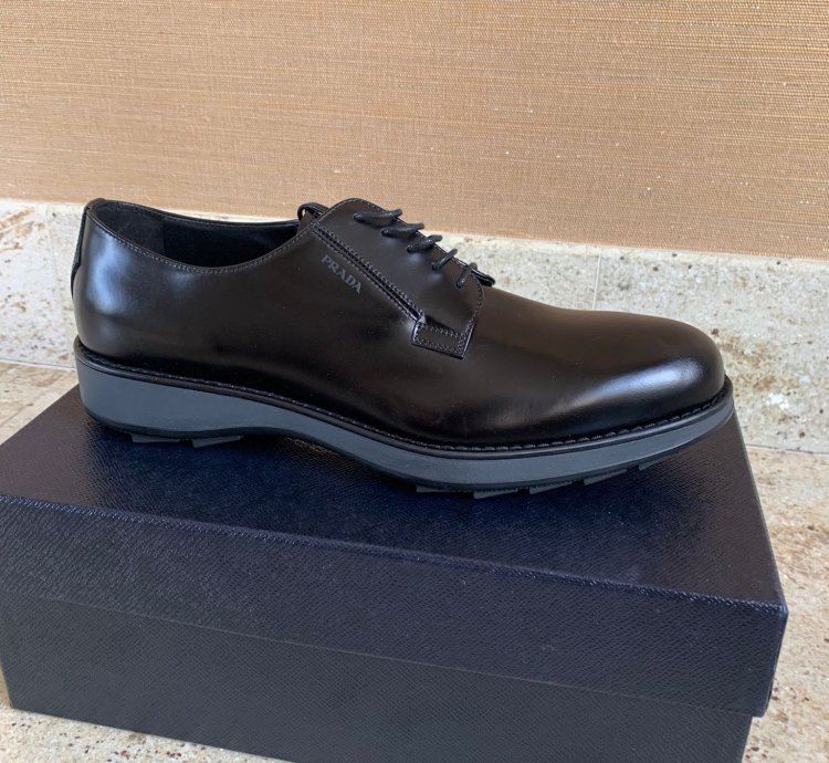 Brushed Leather Derby Shoes