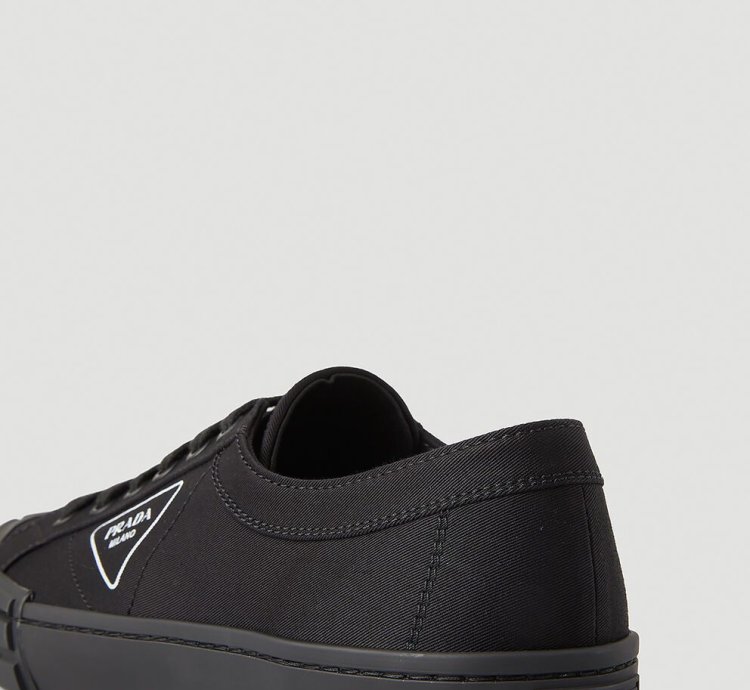 Cassetta Wheel Sneakers