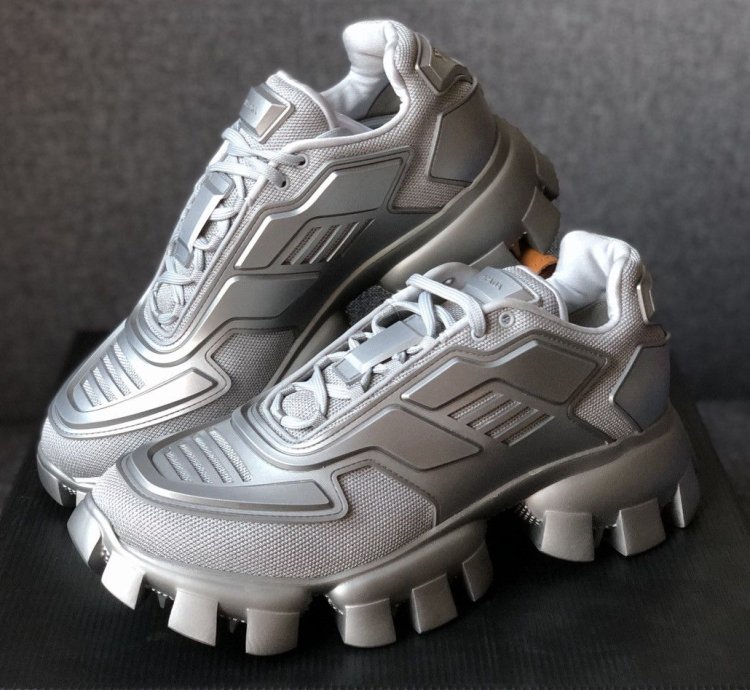 Cloudburst Thunder Silver