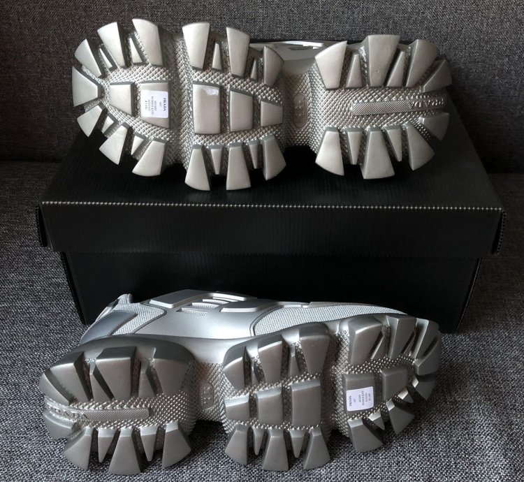 Cloudburst Thunder Silver