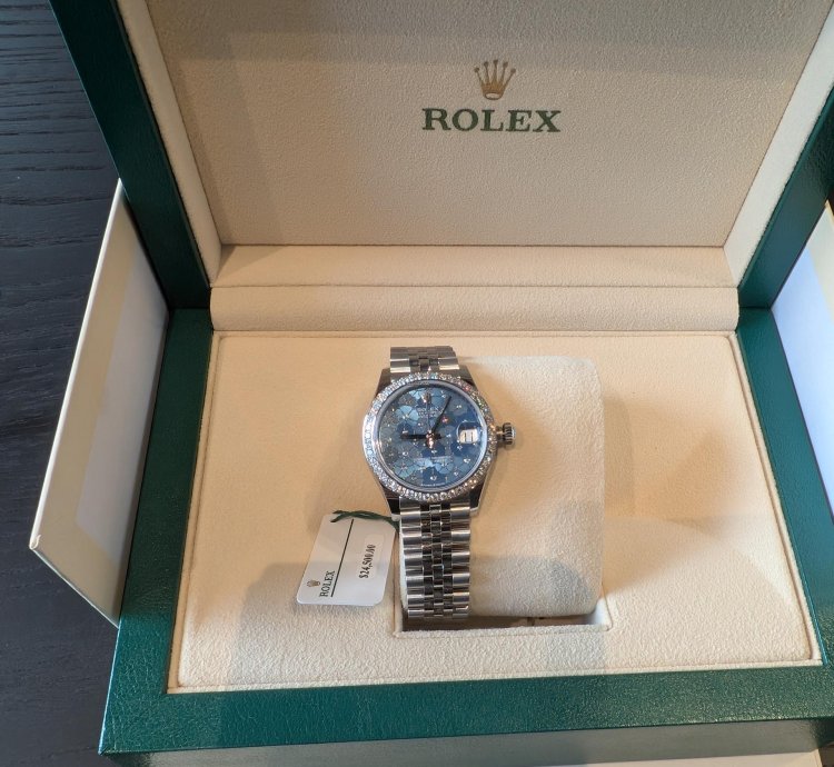Rolex Datejust 31 Azurro With Diamonds Bezel Floral Face Gold Steel Jubilee