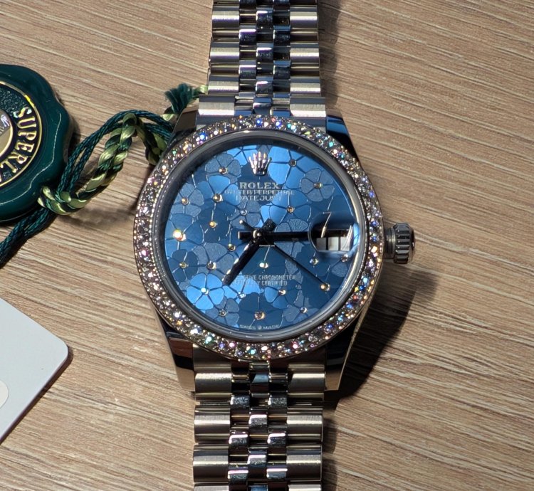 Rolex Datejust 31 Azurro With Diamonds Bezel Floral Face Gold Steel Jubilee