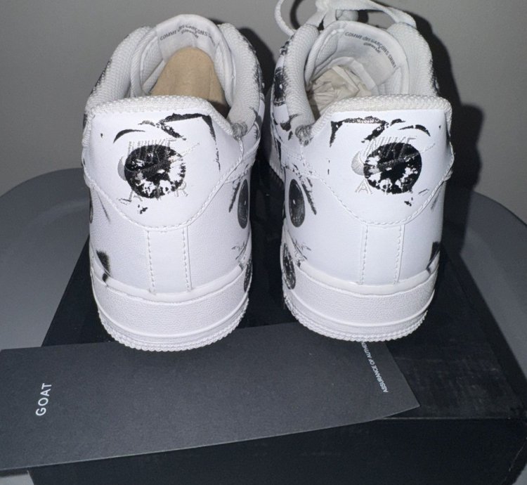 Comme Des Garcons Supreme Nike Air Force 1 Low Eyes