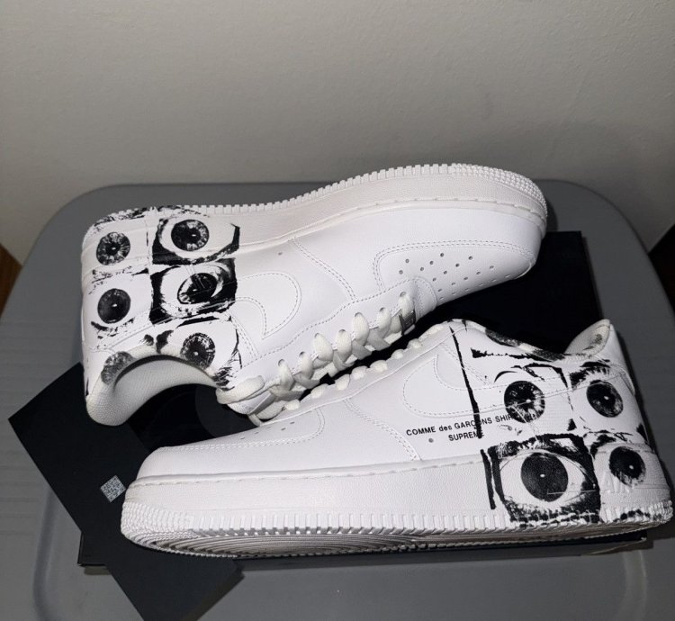 Comme Des Garcons Supreme Nike Air Force 1 Low Eyes