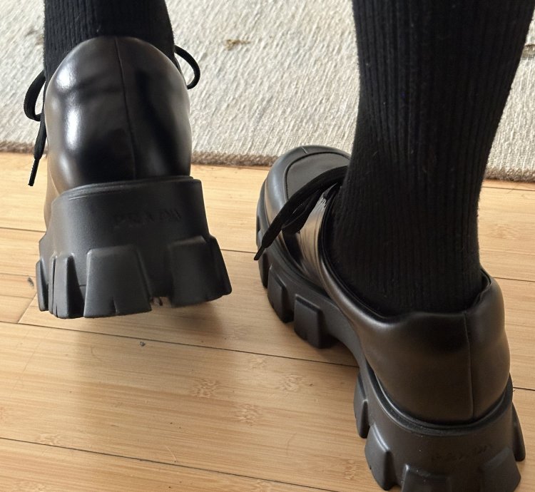 Current Collection Monolith Lace-up Shoes In Brushed Leather