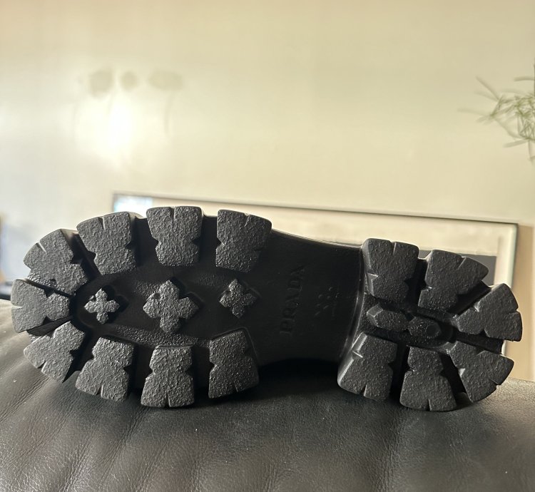 Current Collection Monolith Lace-up Shoes In Brushed Leather