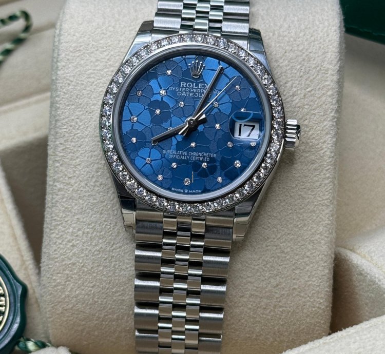 Rolex Datejust 31 New 2023 Blue Floral Scatter Diamond Dial Diamond Bezel Stainless Jubilee
