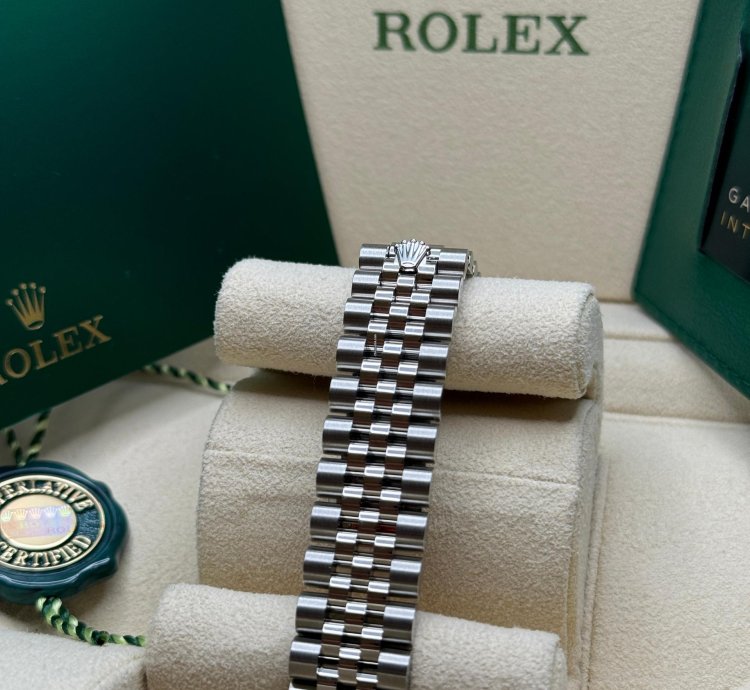 Rolex Datejust 31 New 2024 Pink Index Dial Diamond Bezel Stainless Steel Jubilee Bracelet