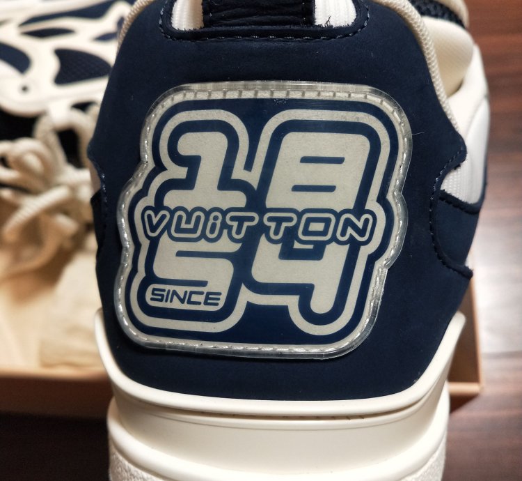 Flower Detail Skate Sneaker